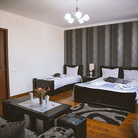 Family Hotel Parajanov Tbilisi Eksteriør billede