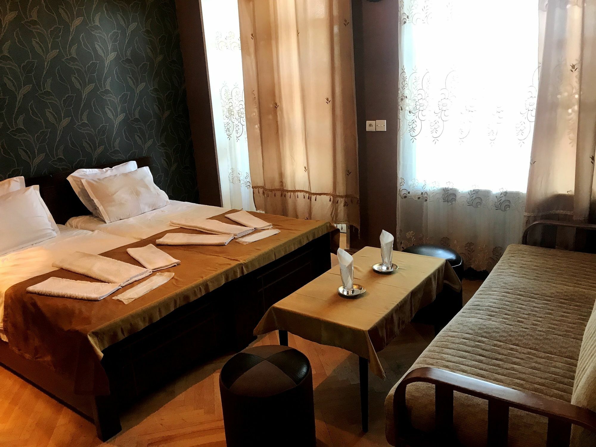 Family Hotel Parajanov Tbilisi Eksteriør billede